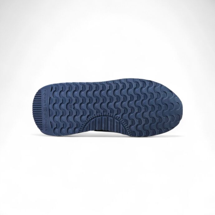 Tommy Hilfiger Sneakers – Image 2